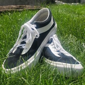 Black Vans Bold Ni Sneakers